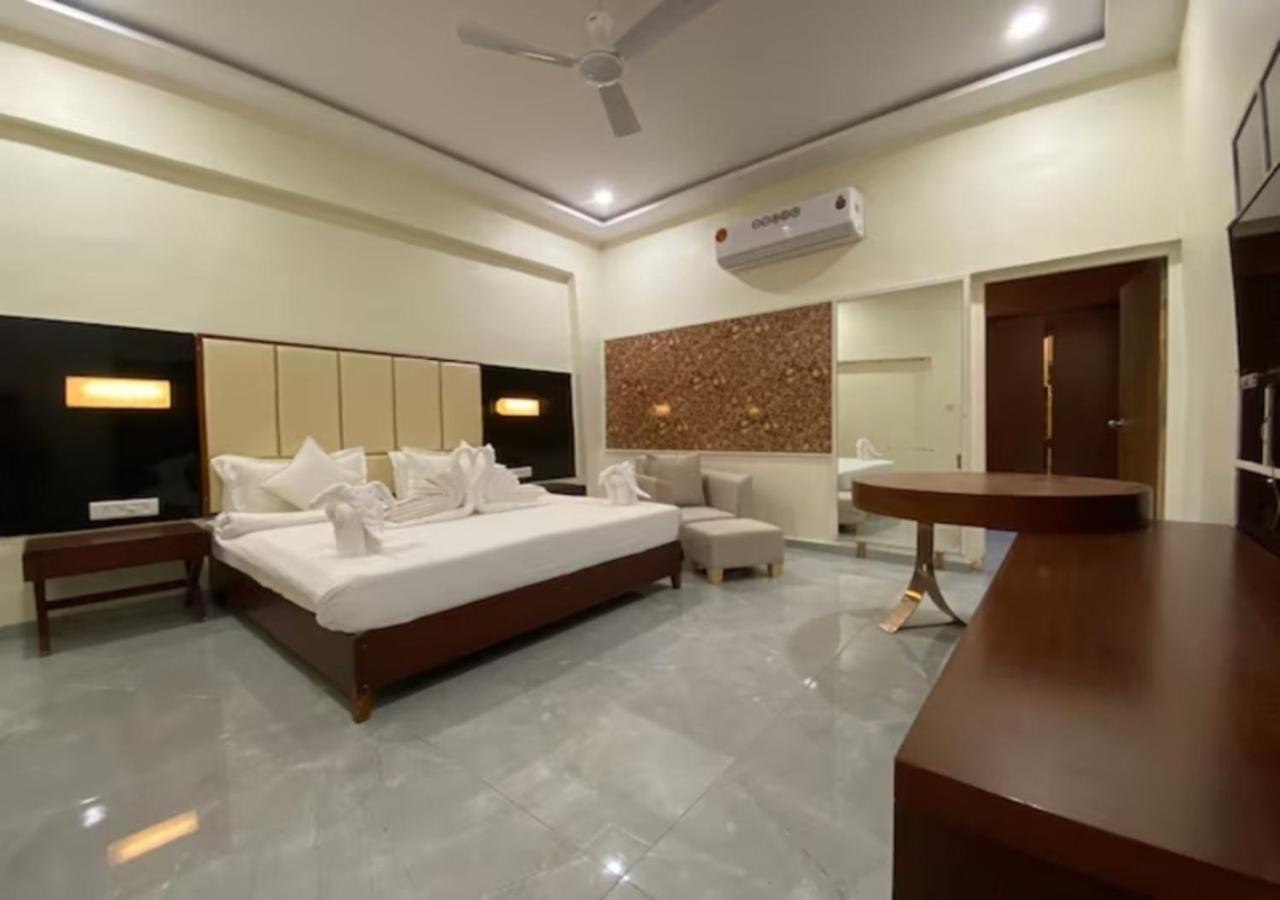 One Earth Santu Eco Resort Bhavnagar Eksteriør billede