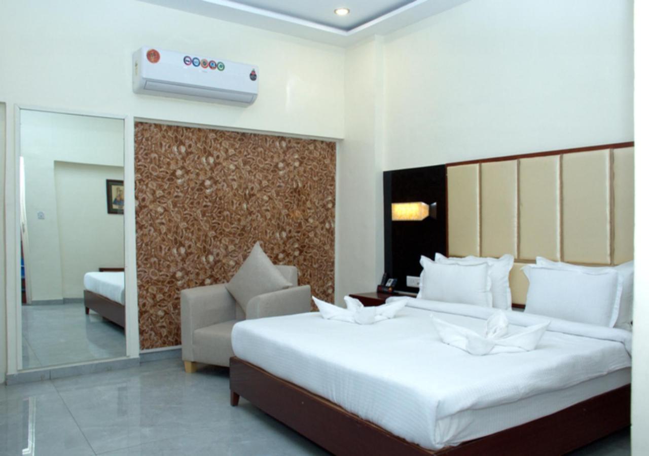 One Earth Santu Eco Resort Bhavnagar Eksteriør billede