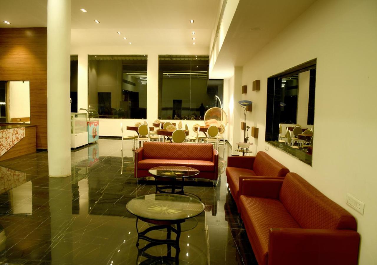 One Earth Santu Eco Resort Bhavnagar Eksteriør billede